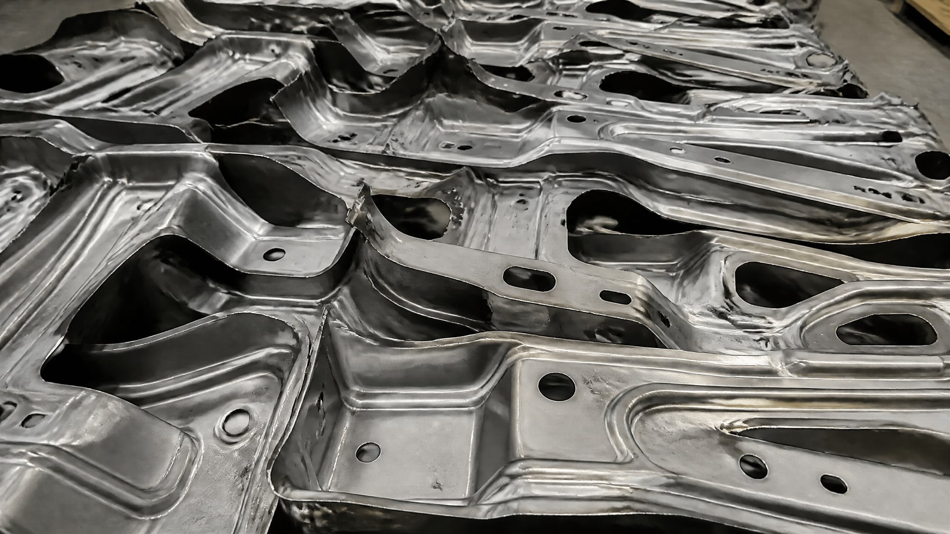 High-strength multi-phase steels